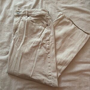 Abercrombie & Fitch Curve Love Short Ultra Loose Jeans